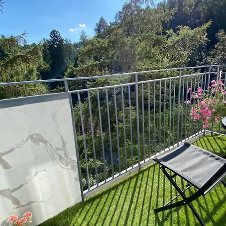 Gold Glamour Z Dwoma Sypialniami, Duzy Balkon Lägenhet *