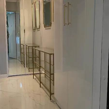 Gold Glamour Z Dwoma Sypialniami, Duzy Balkon *