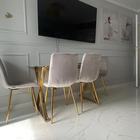 아파트 Gold Glamour Z Dwoma Sypialniami, Duzy Balkon 소포트