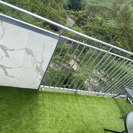 Apartament Gold Glamour Z Dwoma Sypialniami, Duzy Balkon