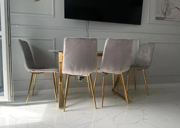 Gold Glamour Z Dwoma Sypialniami, Duzy Balkon 公寓